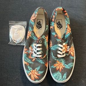 Vans Authentics Black W Leafs Size 13